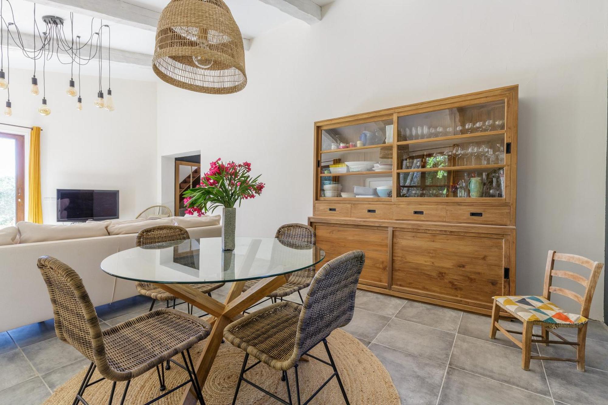 Lodges Park Castellet Provence: Vineyard Gites Near Beaches and F1 Circuit Le Beausset Room photo